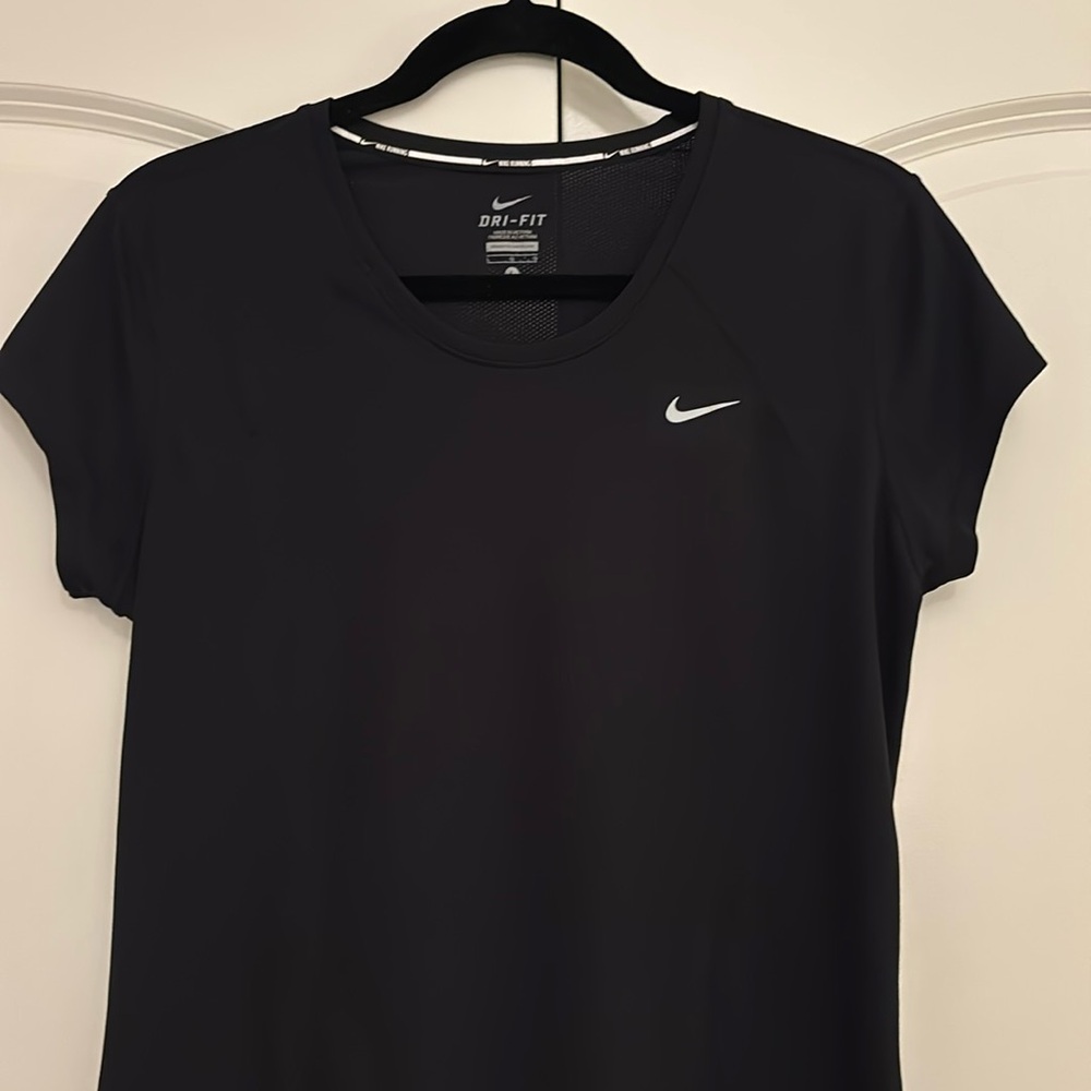 Nike Women’s Dri-Fit Running Short Sleeve Shirt